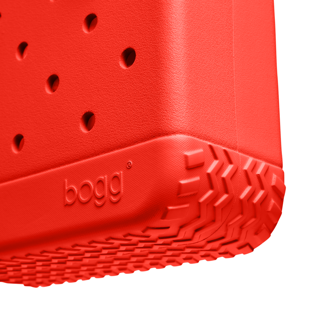 Bitty Bogg Bag - Buoy Red - Color. Carry. Go.